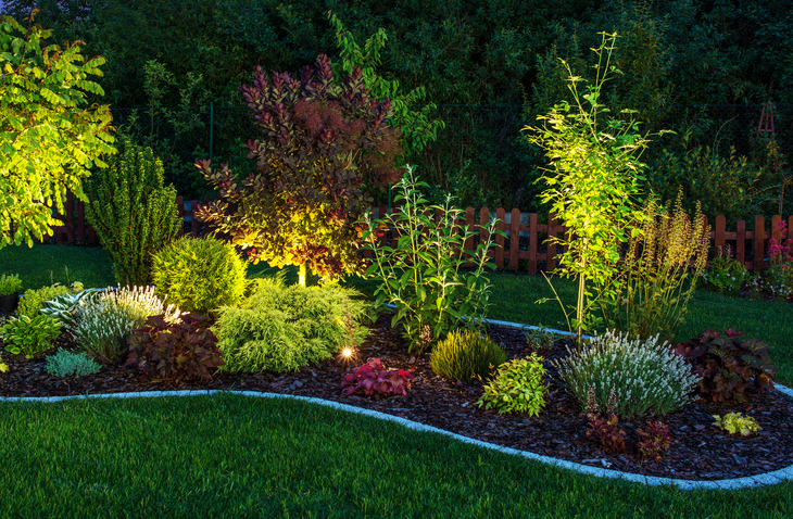 Planting bed with outdoor lighting